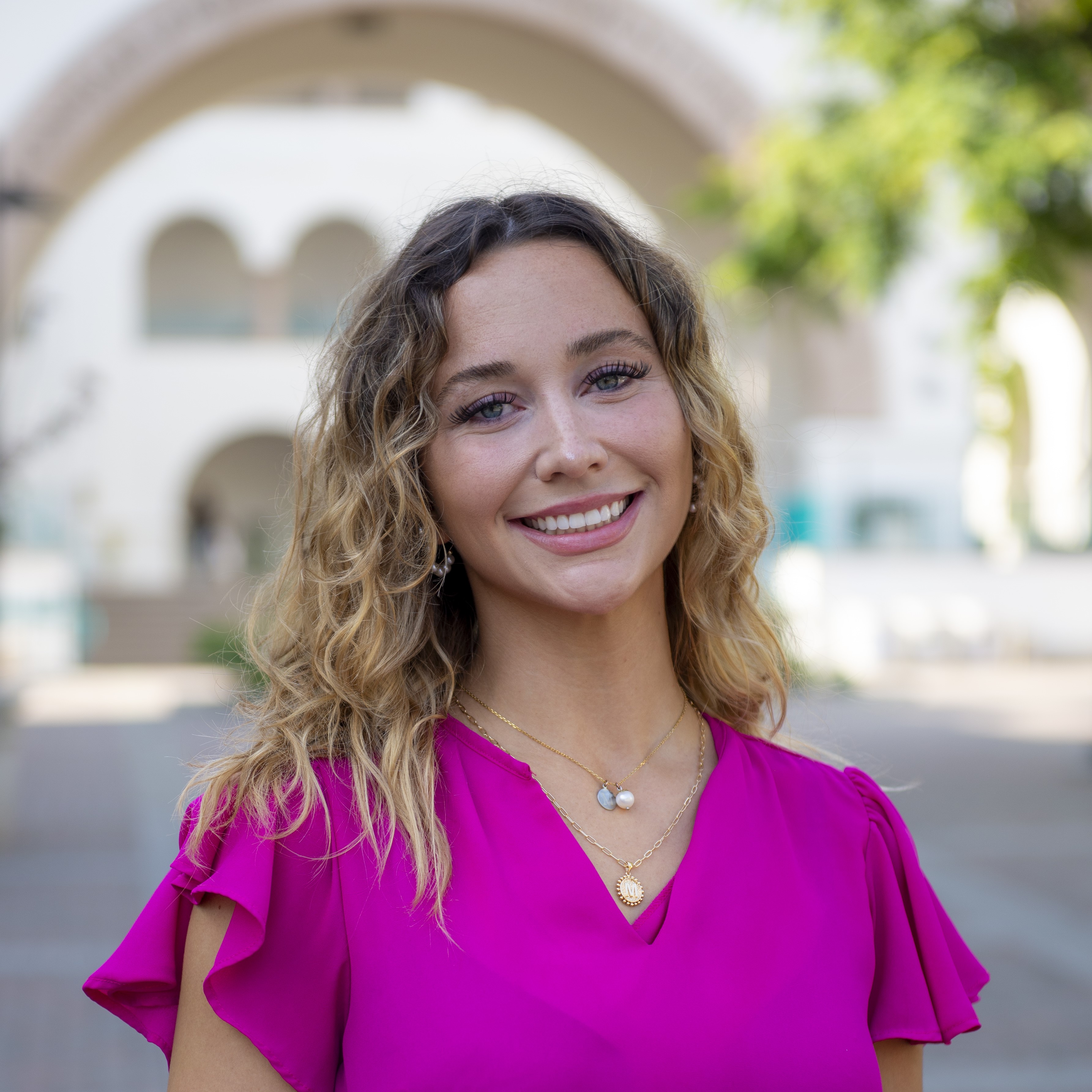 Headshot of Meg Calhoun